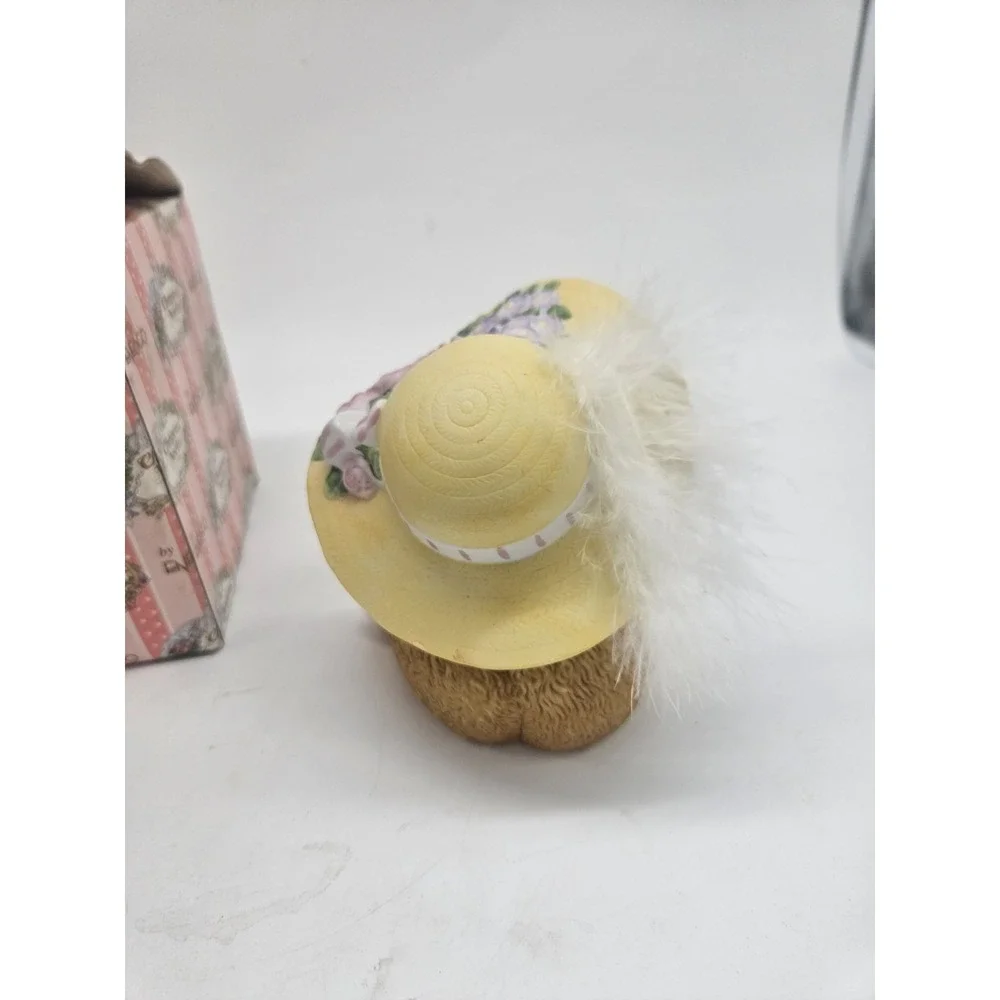 Enesco item excellent